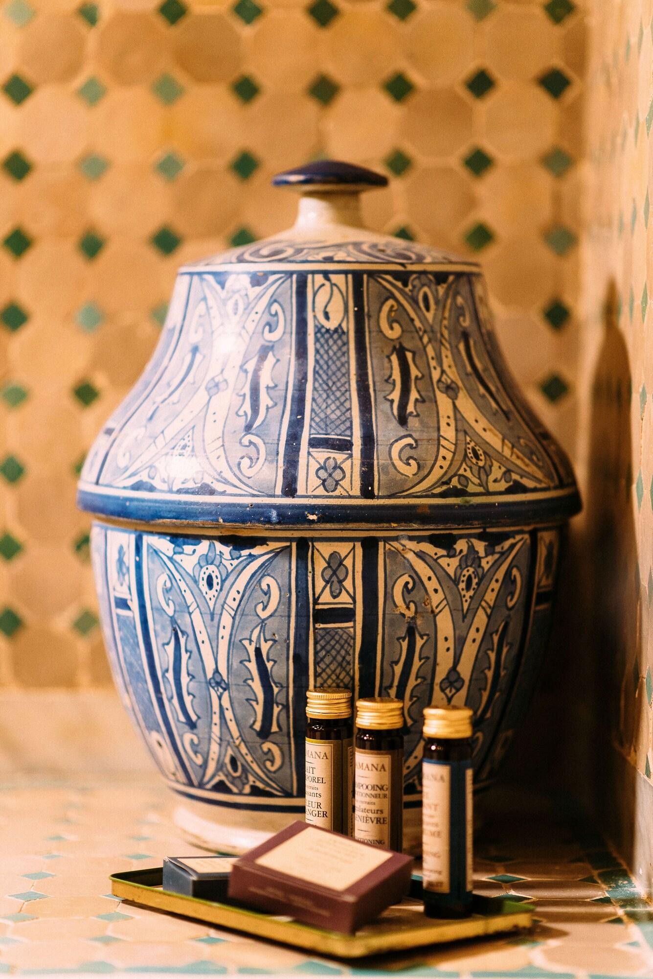 Riad Maison Bleue And Spa Фес Экстерьер фото